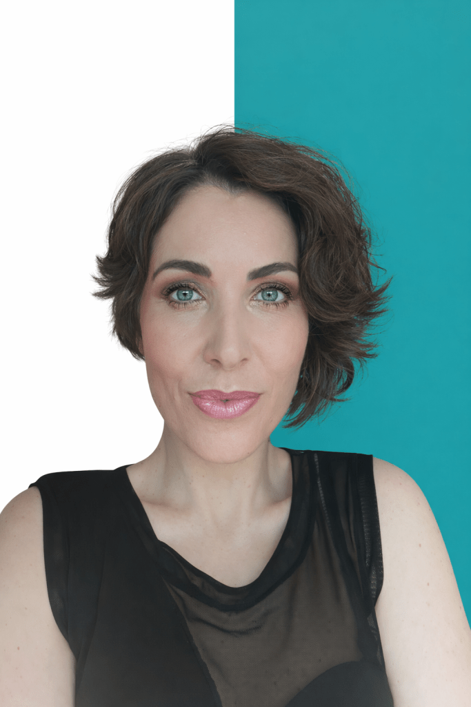 Psicopedagoga, promotora de igualdad, profesional PAS certificada y especialista en maltrato.